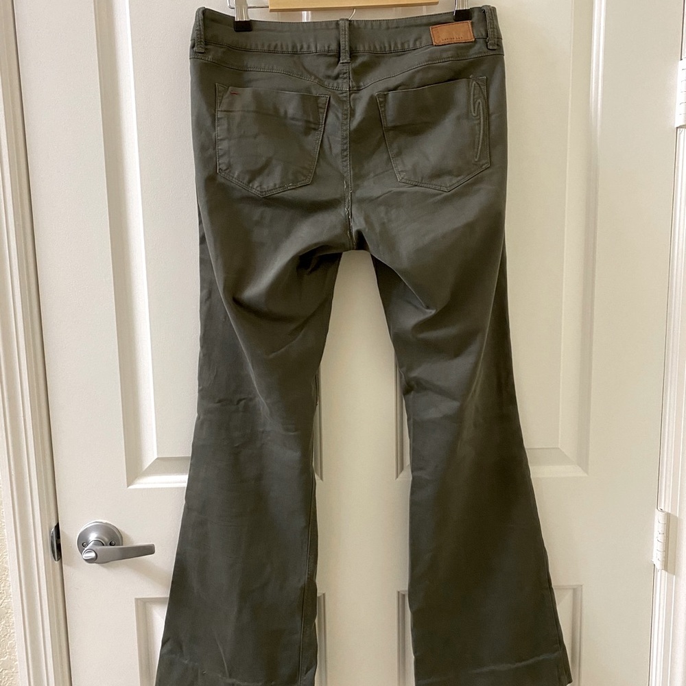 Sold Design Lab Olive pants - Picture 2 of 2